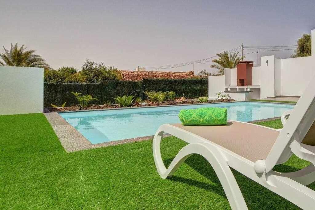 Villa Ponzos Chalet Independiente Y Privado Трикивихате Экстерьер фото