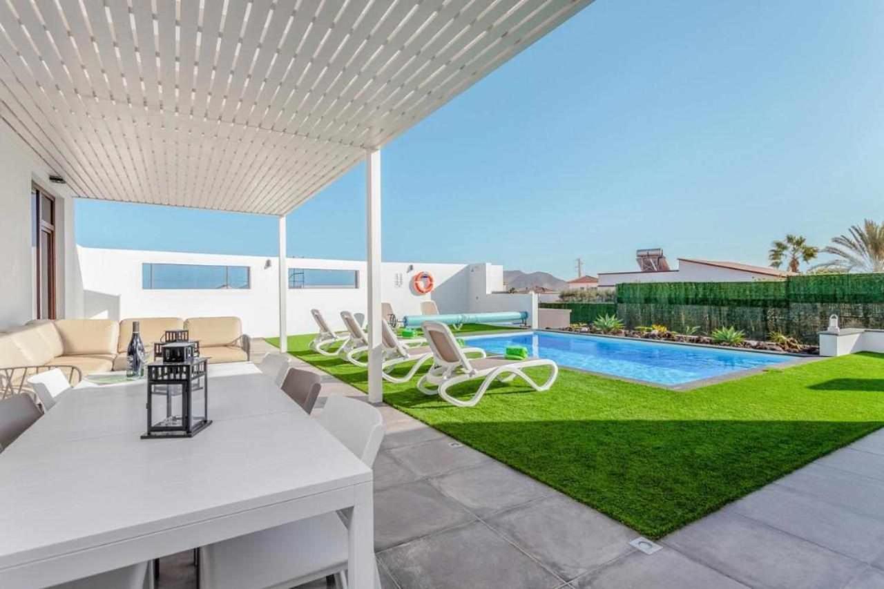 Villa Ponzos Chalet Independiente Y Privado Трикивихате Экстерьер фото